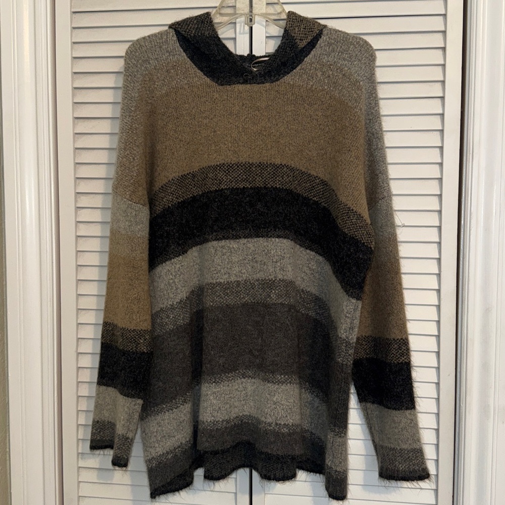 Natural Reflections Sweater Hoodie - XL